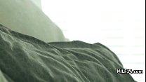 porn hot cougar blows a big dick free