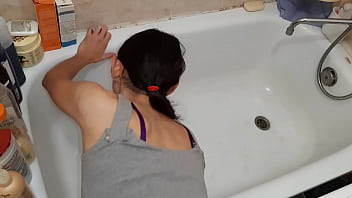 porn i fuck the maid in the bathroom lesbian illusion girls free