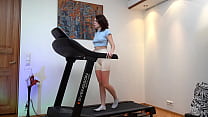 porn mom sweaty gym sex pussy pumping on the treadmill free