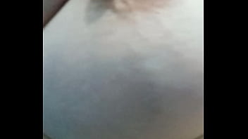 porn おっぱいにミルクが入ったふしだらな女 free