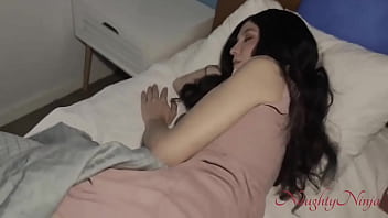 porn this is the last time my step mom lets me sleep in her bed during a thunder storm free