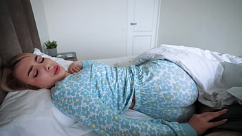 porn my whore step mom wakes me up in the best way she knows free